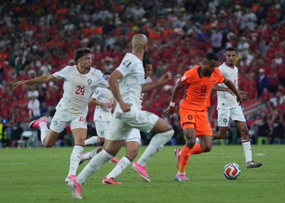 Netherlands v Morocco - FIFA World Cup, WM, Weltmeisterschaft, Fussball 2026 - Round of 32 MONTERREY, MEXICO - JUNE 29: Gakpo (11) of Netherlands in action Neil El Aynaoui (24) of Morocco in action during the 2026 FIFA World Cup Round of 32 match between Netherlands and Morocco at Estadio BBVA (Monterrey Stadium) in Monterrey, Mexico on June 29, 2026. Juancho Torres Anadolu Nuevo Leon Mexico. Editorial use only. Please get in touch for any other usage.  Copyright: x2026xAnadoluxJuanchoxTorresx