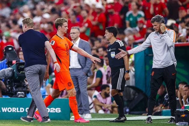 MONTERREY, 29-06-2026, Monterrey Stadium, Match between Morocco and The Netherlands during the World Cup 2026. Picture shows Netherlands player Frenkie de Jong player substitution , Wim Jonk Morocco - The Netherlands (World Cup 2026)  x204748871x Copyright: