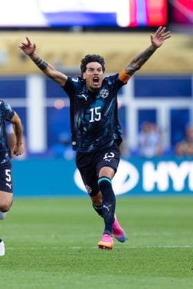 June 29, 2026; Foxborough, Massachusetts, USA: Paraguay defender GUSTAVO GOMEZ (15) celebrates after Paraguay defeated Germany on penalty kicks in a FIFA World Cup, WM, Weltmeisterschaft, Fussball 2026 Round of 32 match between Germany and Paraguay at Boston Stadium. World Cup 2026: RD 32: Paraguay 1:1 P 4:3 Germany: BIG DOG OUT  - ZUMAc04_ 20260629_zma_c04_053 Copyright: xBurtxGranofskyx