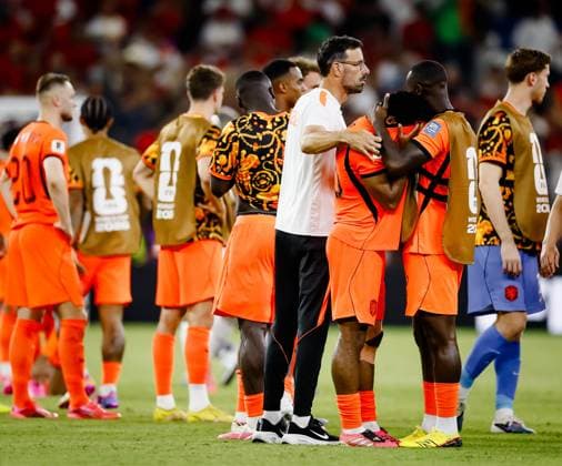 MONTERREY - Dutch players are disappointed after their elimination during the 2026 FIFA World Cup, WM, Weltmeisterschaft, Fussball knockout phase match between the Netherlands and Morocco at Monterrey Stadium on June 29, 2026, in Monterrey, Mexico. KOEN VAN WEEL ANP FIFA World Cup 2026 - round of 32 2026 xVIxANPxSportx xxANPxIVx 562422720 originalFilename: 562422720.jpg