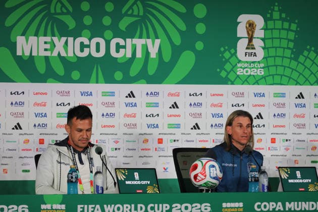 Mexico v Ecuador Round of 32 press conference, PK, Pressekonferenz - FIFA World Cup, WM, Weltmeisterschaft, Fussball 2026 Head coach Sebastian AndrÃ s Beccacece and goalie Gonzalo Valle of Ecuador national team, Nationalteam speak during a news conference ahead the FIFA Word Cup 2026 round of 32 match between Mexico and Ecuador at Mexico City Stadium. on June 29, 2026 in Mexico City, Mexico. (Photo by Ian Robles Eyepix Group) Copyright: xIanxRobles xEyepixxGroupx EL_29062026_189601JPEG