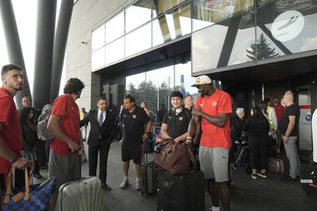 Arrival of Turkiye basketball team at Sarajevo Airport SARAJEVO, BOSNIA AND HERZEGOVINA - JUNE 30: Turkish national basketball team arrives at Sarajevo Airport, Bosnia and Herzegovina on June 30, 2026, ahead of the upcoming FIBA Basketball World Cup 2027 European Qualifiers between Bosnia and Herzegovina and Turkiye. Samir Jordamovic Anadolu Sarajevo Bosnia and Herzegovina. Editorial use only. Please get in touch for any other usage.  Copyright: x2026xAnadoluxSamirxJordamovicx