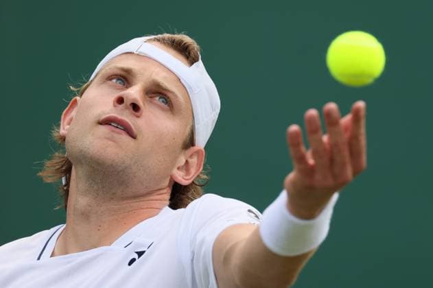 Belgian Zizou Bergs pictured in action during a first round game between French Humbert and Belgian Bergs in the Men s singles at the Wimbledon grand slam tennis tournament in London, Britain, Tuesday 30 June 2026. BENOITxDOPPAGNE  x179998926x
