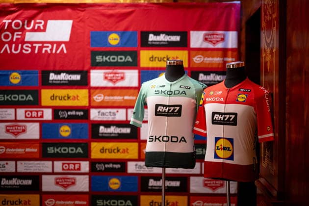 30.06.2026, Cafe Landmann, Wien, AUT, Lidl Tour of Austria 2026, PK Wien, im Bild Trikots Trikots during the regional press conference, PK, Pressekonferenz in Vienna ahead of the 2026 Lidl Tour of Austria. Cafe Landmann in Wien, Austria on. Foto:Eibner-Pressefoto Bruns Wien *** June 30, 2026, Cafe Landmann, Vienna, Austria, Lidl Tour of Austria 2026, Vienna press conference, pictured: jerseys during the regional press conference in Vienna ahead of the 2026 Lidl Tour of Austria at Cafe Landmann in Vienna, Austria. Photo: Eibner, Press Photo: Bruns, Vienna  EP_EER