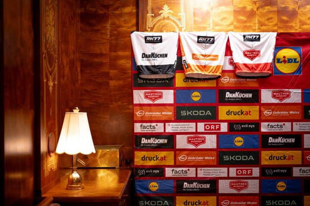 30.06.2026, Cafe Landmann, Wien, AUT, Lidl Tour of Austria 2026, PK Wien, im Bild Trikots Trikots during the regional press conference, PK, Pressekonferenz in Vienna ahead of the 2026 Lidl Tour of Austria. Cafe Landmann in Wien, Austria on. Foto:Eibner-Pressefoto Bruns Wien *** June 30, 2026, Cafe Landmann, Vienna, Austria, Lidl Tour of Austria 2026, Vienna press conference, pictured: jerseys during the regional press conference in Vienna ahead of the 2026 Lidl Tour of Austria at Cafe Landmann in Vienna, Austria. Photo: Eibner, Press Photo: Bruns, Vienna  EP_EER