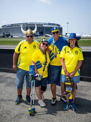 260630 Fans of Sweden ahead of the FIFA World Cup, WM, Weltmeisterschaft, Fussball 2026 round of 32 football match between France and Sweden on June 30, 2026 in New Jersey. Photo: Petter Arvidson BILDBYRAN kod PA PA1270 fotboll football soccer fotball vm fotbolls-vm fotball-vm fotbolls-vm 2026 fifa world cup 2026 sverige sweden sverige a bbeng frankrike france round of 32 16-delsfinal publik *** June 30, 2026: Fans of Sweden ahead of the FIFA World Cup 2026 Round of 32 soccer match between France and Sweden on June 30, 2026 in New Jersey. Photo by Petter Arvidson, BILDBYRAN, code PA PA1270. soccer, football, World Cup, 2026 FIFA World Cup, Sweden, Sweden A, BBENG, Francekrike france round of 32 round of 16 quarterfinal crowd  Copyright: PETTERxARVIDSON BB260630PA002