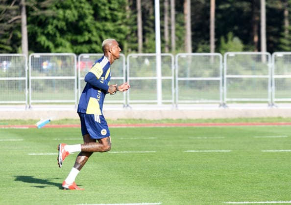Fenerbahce continues new season preparations in Duzce DUZCE, TURKIYE - JUNE 30: Anderson Talisca of Fenerbahce attends training session in Duzce, Turkiye on June 30, 2026. Goksel Cuneyt Igde Anadolu Duzce Turkey. Editorial use only. Please get in touch for any other usage.  Copyright: x2026xAnadoluxGokselxCuneytxIgdex