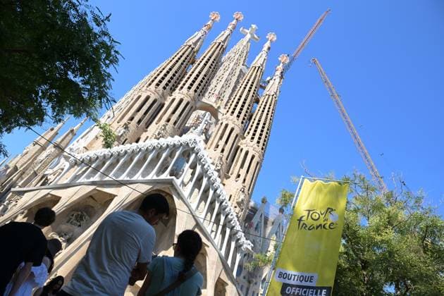 Sagrada Familia and a flag of TDF pictured ahead of the 2026 Tour de France cycling race, Tuesday 30 June 2026, in Barcelona, Spain. The 113th edition of the Tour de France starts on Saturday 4 July in Barcelona, Spain, and will finish in Paris, France on the 26th of July. DAVIDxPINTENS  x180017338x