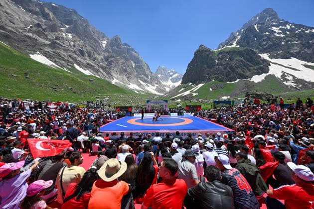 Freestyle and Greco-Roman Wrestling Super League Finals HAKKARI, TURKIYE - JUNE 30: The 2026 Freestyle and Greco-Roman Wrestling Super League Finals kicks off in the Cennet-Cehennem Valley of Hakkari, Turkiye on June 30, 2026. Around 200 athletes from 8 clubs are competing in the finals held in the region where Uludoruk, Turkiye s second-highest peak, and glaciers are located. Ozkan Bilgin Anadolu Hakkari Turkey. Editorial use only. Please get in touch for any other usage.  Copyright: x2026xAnadoluxOzkanxBilginx