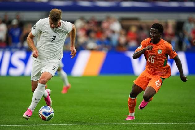 Alexander Sorloth of Norway runs with the ball Ivory Coast v Norway, 2026 FIFA World Cup, WM, Weltmeisterschaft, Fussball Round of 32, Football, Dallas Stadium, Arlington, Texas, USA - 30 Jun 2026Arlington Dallas Stadium Texas (TX) United States of America  Copyright: xIsmaelxAdnan Shutterstockx 16970308ax