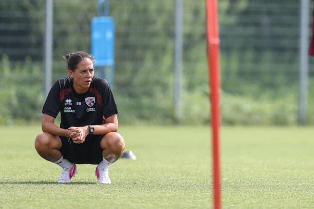 3. Liga; FC Ingolstadt 04 - Trainingsauftakt nach Sommerpause; Cheftrainerin Sabrina Wittmann (FCI) Fredrik Carlsen (8, FCI) 3. Liga - FC Ingolstadt 04 Saison 2026 2027 Trainingsauftakt nach Sommerpause *** 3rd Division FC Ingolstadt 04: Training Resumes After Summer Break; Head Coach Sabrina Wittmann; FCI Fredrik Carlsen 8; FCI 3rd Division FC Ingolstadt 04: 2026–2027 Season; Training Resumes After Summer Break