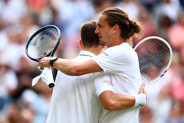 Alexander Zverev celebrates victory in his first round match against Alexander Blockx Wimbledon Tennis Championships, Day 2, The All England Lawn Tennis and Croquet Club, London, UK - 30 Jun 2026London The All England Lawn Tennis and United Kingdom  Copyright: xJamesxMarsh Shutterstockx 16964208ef