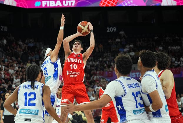 Puerto Rico v Turkiye - FIBA U17, U 17 Basketball World Cup ISTANBUL, TURKIYE - JUNE 30: Omer Kutluay of Turkiye competes with Jodereck Torres (0) of Puerto Rico during the FIBA U17 Basketball World Cup match between Puerto Rico and Turkiye at the Basketball Development Center on June 30, 2026, in Istanbul, Turkiye. Esra Bilgin Anadolu Istanbul Turkey. Editorial use only. Please get in touch for any other usage.  Copyright: x2026xAnadoluxEsraxBilginx