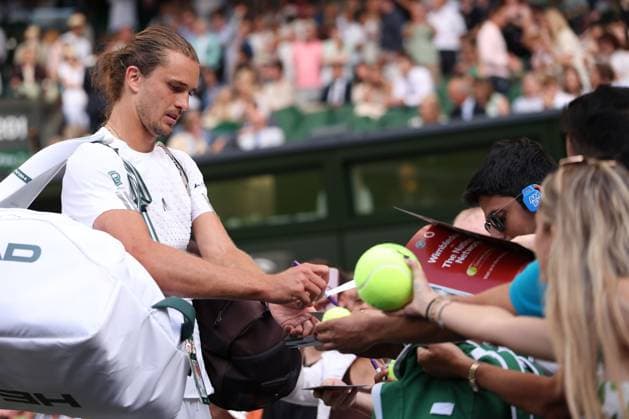 Alexander Zverev wins his first round match Wimbledon Tennis Championships, Day 2, The All England Lawn Tennis and Croquet Club, London, UK - 30 Jun 2026London The All England Lawn Tennis and United Kingdom  Copyright: xEllaxLing Shutterstockx 16964204dk