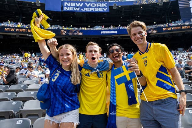 260630 Fans of Sweden ahead of the FIFA World Cup, WM, Weltmeisterschaft, Fussball 2026 round of 32 football match between France and Sweden on June 30, 2026 in New Jersey. Photo: Ludvig Thunman BILDBYRAN kod LT PA1270 fotboll football soccer fotball vm fotbolls-vm fotball-vm fotbolls-vm 2026 fifa world cup 2026 sverige sweden sverige a bbeng frankrike france round of 32 16-delsfinal publik *** June 30, 2026: Fans of Sweden ahead of the FIFA World Cup 2026 Round of 32 soccer match between France and Sweden on June 30, 2026 in New Jersey. Photo by Ludvig Thunman, BILDBYRAN. Code: LT PA1270. soccer, football, World Cup, 2026 FIFA World Cup, Sweden, Sweden A, BBENG, FranceFrance Round of 32 Round of 16 Quarterfinals Audience  Copyright: LUDVIGxTHUNMAN BB260630LT045