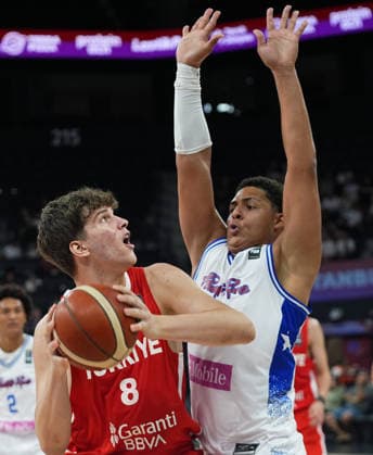 Puerto Rico v Turkiye - FIBA U17, U 17 Basketball World Cup ISTANBUL, TURKIYE - JUNE 30: Puerto Rico s John Arroyo (11) and Turkish national player Arda Ozturk (8) compete for the ball during the FIBA U17 Basketball World Cup match between Puerto Rico and Turkiye at the Basketball Development Center in Istanbul, Turkiye on June 30, 2026. Esra Bilgin Anadolu Istanbul Turkey. Editorial use only. Please get in touch for any other usage.  Copyright: x2026xAnadoluxEsraxBilginx