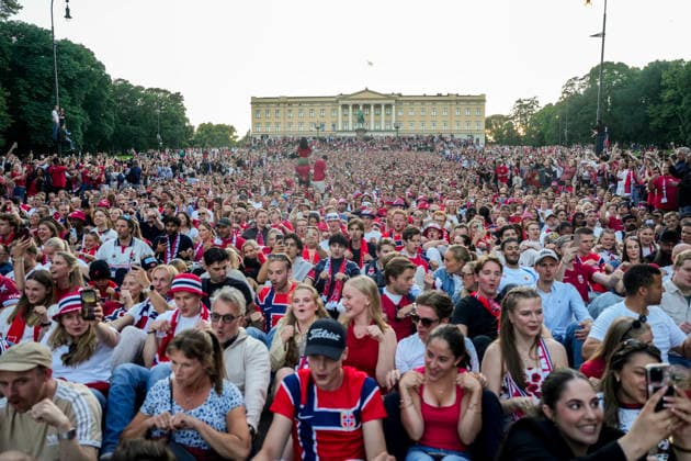 World Cup 2026: Ivory Coast - Norway Oslo 20260630. Norwegian fans celebrate in the streets after victory in the round of 16 between Ivory Coast and Norway during the 2026 World Cup. Photo: Javad Parsa NTB Oslo Norway EDITORIAL USE ONLY. RESTRICTED USE FOR BETTING COMPANIES Ref:_SPOy_ydMiBXKsw.jpg *** 2026 World Cup: Ivory Coast vs. Norway, Oslo, June 30, 2026. Norwegian fans celebrate in the streets after Norway’s victory over Ivory Coast in the round of 16 during the 2026 World Cup. Photo by Javad Parsa, NTB, Oslo, Norway. EDITORIAL USE ONLY. RESTRICTED USE FOR BETTING COMPANIES  Copyright: xJavadxParsax xNTBx