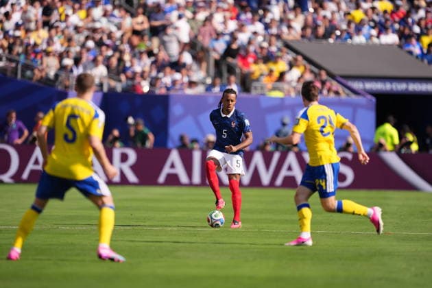 France v Sweden - FIFA World Cup, WM, Weltmeisterschaft, Fussball 2026 - Round of 32 NEW JERSEY, USA - JUNE 30: Jules Kounde of France controls the ball during the 2026 FIFA World Cup Round of 32 match between France and Sweden at New Jersey Stadium (MetLife Stadium) in East Rutherford, New Jersey, USA, on June 30, 2026. Jose Hernandez Anadolu New Jersey United States. Editorial use only. Please get in touch for any other usage.  Copyright: x2026xAnadoluxJosexHernandezx