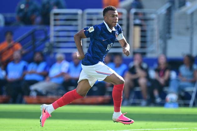 France v Sweden - FIFA World Cup, WM, Weltmeisterschaft, Fussball 2026 - Round of 32 NEW JERSEY, USA - JUNE 30: Kylian Mbappe of France in action during the 2026 FIFA World Cup Round of 32 match between France and Sweden at New Jersey Stadium (MetLife Stadium) in East Rutherford, New Jersey, USA, on June 30, 2026: Abdulhamid Hosbas Anadolu New Jersey United States. Editorial use only. Please get in touch for any other usage.  Copyright: x2026xAnadoluxAbdulhamidxHosbasx