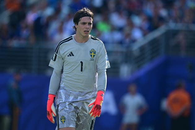 France v Sweden - FIFA World Cup, WM, Weltmeisterschaft, Fussball 2026 - Round of 32 NEW JERSEY, USA - JUNE 30: Jacob Widell Zetterstrom of Sweden is seen during the 2026 FIFA World Cup Round of 32 match between France and Sweden at New Jersey Stadium (MetLife Stadium) in East Rutherford, New Jersey, USA, on June 30, 2026: Abdulhamid Hosbas Anadolu New Jersey United States. Editorial use only. Please get in touch for any other usage.  Copyright: x2026xAnadoluxAbdulhamidxHosbasx