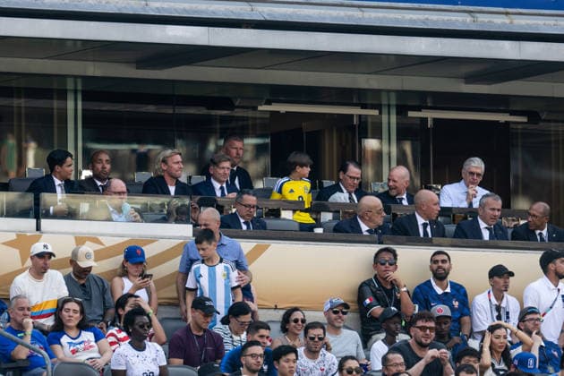 260630 Martin Dahlin, Emil Forsberg, Jesper Blomqvist, Prince Oscar and Prince Daniel of Sweden in the stands during the FIFA World Cup, WM, Weltmeisterschaft, Fussball 2026 round of 32 football match between France and Sweden on June 30, 2026 in New Jersey. Photo: Petter Arvidson BILDBYRAN kod PA PA1270 fotboll football soccer fotball vm fotbolls-vm fotball-vm fotbolls-vm 2026 fifa world cup 2026 sverige sweden sverige a bbeng frankrike france round of 32 16-delsfinal *** June 30, 2026: Martin Dahlin, Emil Forsberg, Jesper Blomqvist, Prince Oscar, and Prince Daniel of Sweden in the stands during the FIFA World Cup 2026 Round of 32 soccer match between France and Sweden on June 30, 2026 in New Jersey. Photo by Petter Arvidson, BILDBYRAN, code PA PA1270. soccer, football, World Cup, 2026 FIFA World Cup, Sweden, Sweden national team, Francekrike france round of 32 round of 16  Copyright: PETTERxARVIDSON BB260630PA132
