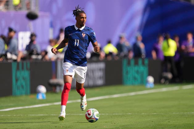 France v Sweden: Round Of 32 - FIFA World Cup, WM, Weltmeisterschaft, Fussball 2026 Michael Olise of France runs with the ball during the FIFA World Cup 2026 Round Of 32 match between France and Sweden at New York New Jersey Stadium on June 30, 2026 in East Rutherford, New Jersey. East Rutherford NJ United States  Copyright: xJosexBretonx originalFilename:bretonhernandez-francevs260630_np4OK.jpg