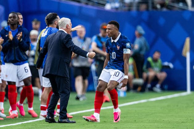 260630 Kylian Mbappe of France celebrates with head coach Didier Claude Deschamps after 1-0 during the FIFA World Cup, WM, Weltmeisterschaft, Fussball 2026 round of 32 football match between France and Sweden on June 30, 2026 in New Jersey. Photo: Ludvig Thunman BILDBYRAN kod LT PA1270 fotboll football soccer fotball vm fotbolls-vm fotball-vm fotbolls-vm 2026 fifa world cup 2026 sverige sweden sverige a bbeng frankrike france round of 32 16-delsfinal jubel *** June 30, 2026: Kylian Mbappé of France celebrates with head coach Didier Claude Deschamps after the 1-0 victory during the 2026 FIFA World Cup Round of 32 soccer match between France and Sweden on June 30, 2026 in New Jersey. Photo by Ludvig Thunman. BILDBYRAN code LT PA1270 soccer football soccer World Cup 2026 FIFA World Cup 2026 Sweden Sweden A BBENG Francekrike france round of 32 round of 16 celebration  Copyright: LUDVIGxTHUNMAN BB260630LT078