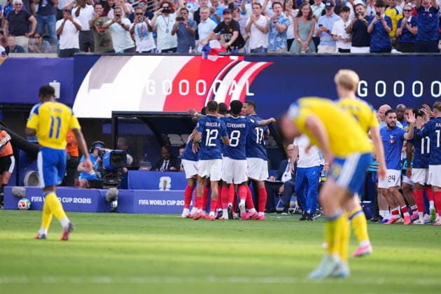France v Sweden - FIFA World Cup, WM, Weltmeisterschaft, Fussball 2026 - Round of 32 NEW JERSEY, USA - JUNE 30: Kylian Mbappe of France celebrates after scoring his team s first goal with teammates during the 2026 FIFA World Cup Round of 32 match between France and Sweden at New Jersey Stadium (MetLife Stadium) in East Rutherford, New Jersey, USA, on June 30, 2026. Jose Hernandez Anadolu New Jersey United States. Editorial use only. Please get in touch for any other usage.  Copyright: x2026xAnadoluxJosexHernandezx