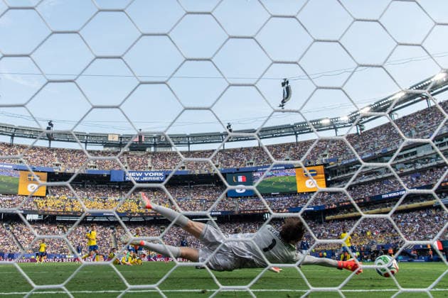 260630 Goalkeeper Jacob Widell Zetterström of Sweden during the FIFA World Cup, WM, Weltmeisterschaft, Fussball 2026 round of 32 football match between France and Sweden on June 30, 2026 in New Jersey. Photo: Petter Arvidson BILDBYRAN kod PA PA1270 fotboll football soccer fotball vm fotbolls-vm fotball-vm fotbolls-vm 2026 fifa world cup 2026 sverige sweden sverige a bbeng frankrike france round of 32 16-delsfinal *** June 30, 2026: Goalkeeper Jacob Widell Zetterström of Sweden during the FIFA World Cup 2026 Round of 32 soccer match between France and Sweden on June 30, 2026 in New Jersey. Photo by Petter Arvidson, BILDBYRAN, code PA PA1270. soccer, football, World Cup, 2026 FIFA World Cup, Sweden, Sweden A, BBENG, Francekrike france round of 32 round of 16  Copyright: PETTERxARVIDSON BB260630PA173