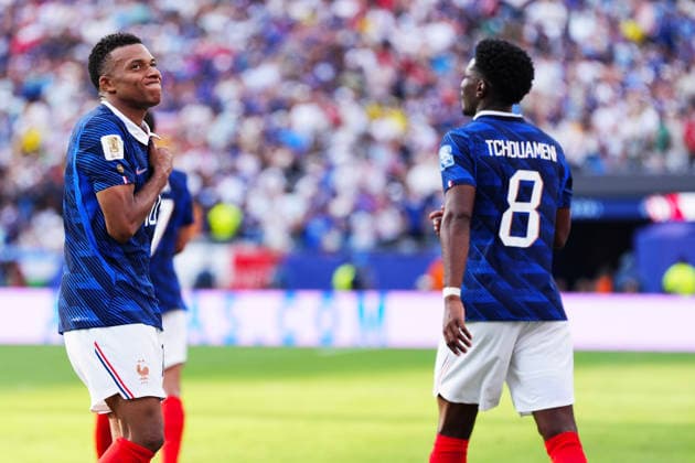 NEW YORK, USA 20260630 France s Kylian Mbappe celebrates after his goal, 3-0, during the round of 16 match between France and Sweden at New York New Jersey Stadium during the World Cup. ***The image is included in the SPORTS PACKAGE. For others PAID IMAGE*** NEW YORK USA x9200x *** NEW YORK, USA 20260630 France s Kylian Mbappé celebrates after scoring his goal, making the score 3–0, during the Round of 16 match between France and Sweden at New York–New Jersey Stadium during the World Cup ***The image is included in the SPORTS PACKAGE. For other PAID IMAGES*** NEW YORK, USA x9200x  Copyright: xBjörnxLarssonxRosvall TTx WORLD CUP 2026 FRANCE-SWEDEN