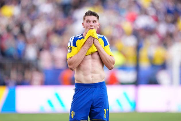 France v Sweden: Round Of 32 - FIFA World Cup, WM, Weltmeisterschaft, Fussball 2026 Viktor Gyokeres of Sweden reacts during the FIFA World Cup 2026 Round Of 32 match between France and Sweden at New York New Jersey Stadium on June 30, 2026 in East Rutherford, New Jersey. East Rutherford NJ United States  Copyright: xJosexBretonx originalFilename:bretonhernandez-francevs260630_npZ5e.jpg