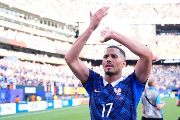 June 30, 2026, East Rutherford, New Jersey, United States: William Saliba of France celebrates the victory during the FIFA World Cup, WM, Weltmeisterschaft, Fussball 2026 Round Of 32 match between France and Sweden at New York New Jersey Stadium on June 30, 2026 in East Rutherford, New Jersey. France V Sweden: Round Of 32 - FIFA World Cup 2026  - ZUMAa181 20260630_zaa_a181_192 Copyright: xJosexBretonx