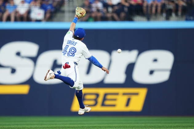 June 30, 2026, Toronto, On, CANADA: Toronto Blue Jays second baseman Luis Urias (48) can t make a play on a single by New York Mets Carson Benge (not shown) during fifth inning MLB, Baseball Herren, USA baseball action in Toronto on Tuesday, June 30, 2026. Canada News - June 30, 2026  - ZUMAc35_ 20260630_zaf_c35_076 Copyright: xNathanxDenettex