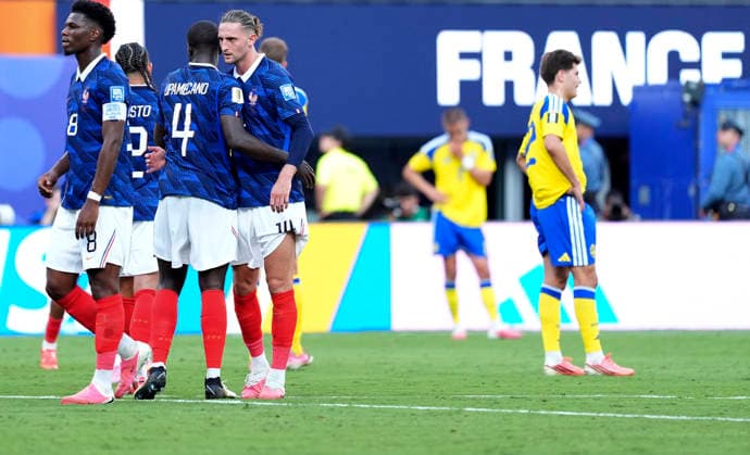 (260701) -- NEW YORK, July 1, 2026 -- Players of France celebrate victory after the round of 32 match between France and Sweden at the 2026 FIFA World Cup, WM, Weltmeisterschaft, Fussball at the New York New Jersey Stadium, the United States, June 30, 2026. ) (SP)U.S.-NEW YORK-FOOTBALL-FIFA WORLD CUP-ROUND OF 32-FRA VS SWE LuixSiuxWai 