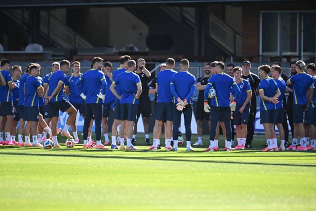 FIFA World Cup, WM, Weltmeisterschaft, Fussball 2026: Training session of Bosnia and Herzegovina in San Jose, California SAN JOSE, CALIFORNIA - JUNE 30: Players of team Bosnia Herzegovina attend a training session at PayPal Park in San Jose on June 30, 2026 ahead of the 2026 FIFA World Cup Round 32 match between USA vs Bosnia and Herzegovina at the San Francisco Stadium (Levi s Stadium) in Santa Clara, California, United States. Tayfun Coskun Anadolu California United States. Editorial use only. Please get in touch for any other usage.  Copyright: x2026xAnadoluxTayfunxCoskunx