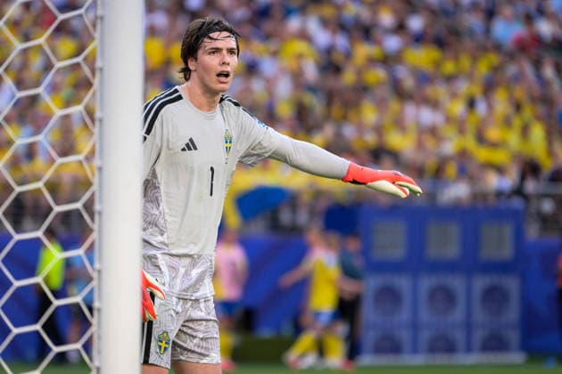 Fußball, WM 2026, 20260630, Frankreich - Schweden. Im Bild Torwart Jacob WIDELL ZETTERSTRÖM (Schweden, 1). East Rutherford New-York-New-Jersey-Stadion New Jersey Vereinigte Staaten von Amerika *** Soccer, 2026 World Cup, 20260630, France vs. Sweden. Pictured: Goalkeeper Jacob WIDELL ZETTERSTRÖM of Sweden, 1 East Rutherford, New York, New Jersey Stadium, New Jersey, United States of America Copyright: Passion2Press MarkusxFischerx
