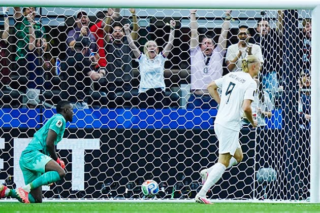 World Cup 2026: Ivory Coast - Norway Arlington, Texas , USA 20260630. Erling Braut Haaland scores Norway s second goal in the round of 16 between Ivory Coast and Norway during the 2026 FIFA World Cup, WM, Weltmeisterschaft, Fussball at Dallas Stadium. Photo: Terje Pedersen NTB Arlington, Texas United States EDITORIAL USE ONLY. RESTRICTED USE FOR BETTING COMPANIES Ref:_SPOq86zx1zZoLE.jpg *** 2026 World Cup: Ivory Coast vs. Norway, Arlington, Texas, USA, June 30, 2026. Erling Braut Haaland scores Norway’s second goal in the Round of 16 match between Ivory Coast and Norway during the 2026 FIFA World Cup at Dallas Stadium. Photo: Terje Pedersen, NTB, Arlington, Texas, United States EDITORIAL USE ONLY RESTRICTED USE FOR BETTING COMPANIES  Copyright: xTerjexPedersenx xNTBx
