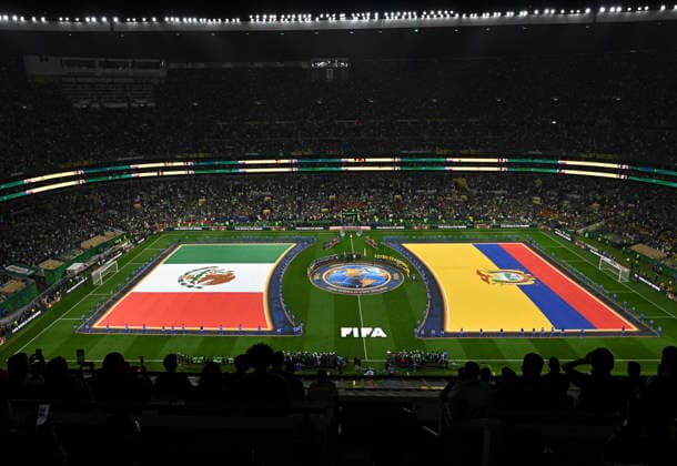 (260701) -- MEXICO CITY, July 1, 2026 -- Flags of Mexico and Ecuador are displayed on the pitch before the round of 32 match between Mexico and Ecuador at the 2026 FIFA World Cup, WM, Weltmeisterschaft, Fussball at the Mexico City Stadium, Mexico, June 30, 2026. ) (SP)MEXICO-MEXICO CITY-FOOTBALL-FIFA WORLD CUP-ROUND OF 32-MEX VS ECU LixMuzi 