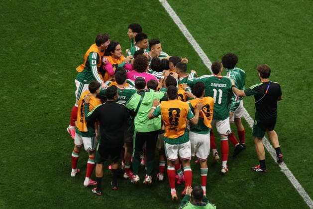 FIFA World Cup, WM, Weltmeisterschaft, Fussball 2026 - Round of 32 - Mexico vs Ecuador Players of Mexico celebrate scoring the 1-0 goal during the FIFA World Cup 2026 Round of 32 match Mexico against Ecuador in Mexico City, Mexico, 30 June 2026. Ciudad de Mexico Mexico  Copyright: xISAACxESQUIVELx