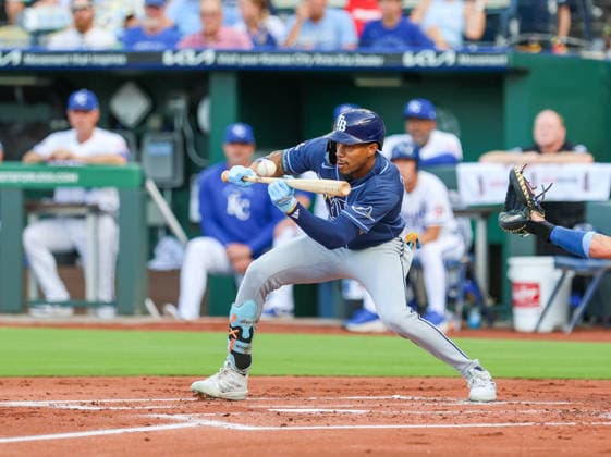 JUNE 30, 2026: Tampa Bay Rays left fielder Chandler Simpson (14) drops down a bunt in the 2nd inning against the Kansas City Royals at Kauffman Stadium in Kansas City, MO. CSM Kansas City United States - ZUMAc04_ 20260630_zma_c04_186 Copyright: xRomanxPunox