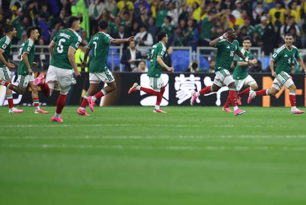 (260701) -- MEXICO CITY, July 1, 2026 -- Julian Quinones (3rd R) of Mexico celebrates after scoring during the round of 32 match between Mexico and Ecuador at the 2026 FIFA World Cup, WM, Weltmeisterschaft, Fussball at the Mexico City Stadium, Mexico, June 30, 2026. (Photo by Xinhua) (SP)MEXICO-MEXICO CITY-FOOTBALL-FIFA WORLD CUP-ROUND OF 32-MEX VS ECU FranciscoxCanedo 
