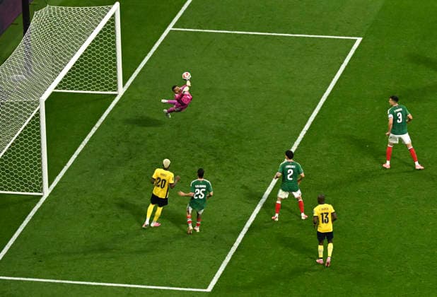(260701) -- MEXICO CITY, July 1, 2026 -- Goalkeeper Raul Rangel (top) of Mexico makes a save during the round of 32 match between Mexico and Ecuador at the 2026 FIFA World Cup, WM, Weltmeisterschaft, Fussball at the Mexico City Stadium, Mexico, June 30, 2026. ) (SP)MEXICO-MEXICO CITY-FOOTBALL-FIFA WORLD CUP-ROUND OF 32-MEX VS ECU LixMuzi 
