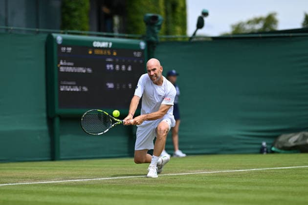 2026 Wimbledon - Adrian Mannarino Adrian Mannarino (FRA) during his first round match at the 2025 Wimbledon Tennis Championships at the AELTC in London, GREAT BRITAIN, on JuNE 30, 2026. Photo by Corinne Dubreuil ABACAPRESS.COM London  Copyright: xDubreuilxCorinne ABACAx