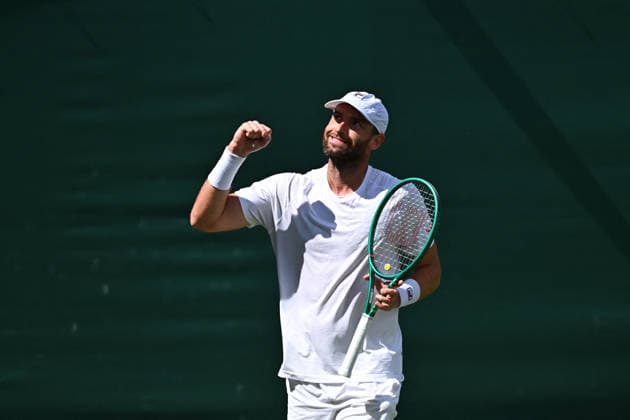 2026 Wimbledon - Quentin Halys Quentin Halys (FRA) during his first round match at the 2025 Wimbledon Tennis Championships at the AELTC in London, GREAT BRITAIN, on JuNE 30, 2026. Photo by Corinne Dubreuil ABACAPRESS.COM London  Copyright: xDubreuilxCorinne ABACAx