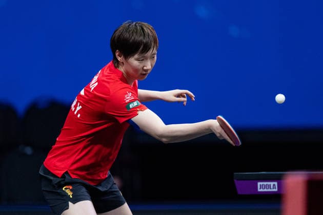 LOS ANGELES, CALIFORNIA - JUNE 30: Wang Manyu of China competes in the Women s Singles Round of 32 match against Hitomi Sato of Japan on day 5 of United States Smash 2026 at Ontario Convention Center on June 30, 2026 in Los Angeles, California.  Copyright: xVCGx 111651578026