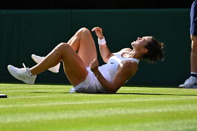 2026 Wimbledon - Lois Boisson Lois Boisson (FRA) during her first round match at the 2025 Wimbledon Tennis Championships at the AELTC in London, GREAT BRITAIN, on JuNE 30, 2026. Photo by Corinne Dubreuil ABACAPRESS.COM London  Copyright: xDubreuilxCorinne ABACAx
