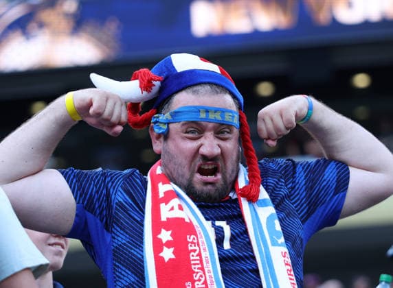 June 30, 2026, New Jersey, United States: Fans from France and Sweden, wearing colorful costumes and makeup, display a range of emotions at MetLife Stadium, underscoring football™s emotional pull on millions worldwide. France 3 - 0 Sweden New Jersey United States - ZUMAs197 20260630_aaa_s197_360 Copyright: xSeshadrixSukumarx