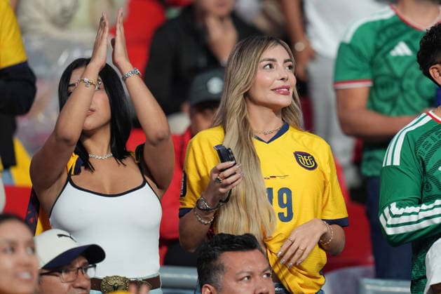 Mexico v Ecuador Round of 32 - FIFA World Cup, WM, Weltmeisterschaft, Fussball 2026 Supporters of Ecuador national team, Nationalteam attend the FIFA Word Cup 2026 round of 32 match between Mexico and Ecuador at Mexico City Stadium. on June 30, 2026 in Mexico City, Mexico. Mexico City CDMX Mexico Copyright: xIanxRoblesx