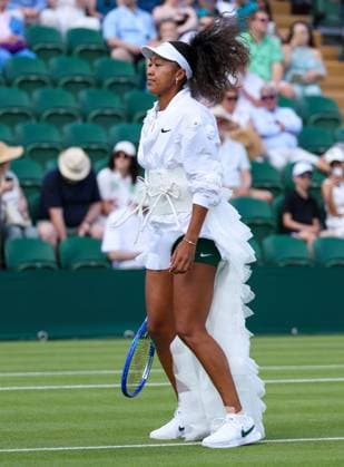 Nao warms up ahead of her during her second round match Wimbledon Tennis Championships, Day 3, The All England Lawn Tennis and Croquet Club, London, UK - 01 Jul 2026London The All England Lawn Tennis and United Kingdom  Copyright: xKieranxMcManus Shutterstockx 16970334c