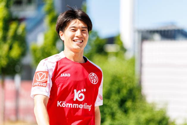 1. FSV Mainz 05, Auftakttraining, 01.07.2026 Sota Kawasaki (1. FSV Mainz 05, 24) Auftakttraining der Herren des 1. FSV Mainz 05 zur Saison 2026 27 der 1. Fussball Bundesliga, Trainingsgelände auf dem Wolfgang Frank Campus, Mainz, 01.07.2026 DFL DFB regulations prohibit any use of photographs as image sequences and or quasi-video. *** 1 FSV Mainz 05, Season-Opening Training Session, July 1, 2026 Sota Kawasaki 1 FSV Mainz 05, 24th preseason training session for the 1 FSV Mainz 05 men’s team for the 2026–27 1. Bundesliga season, training grounds at the Wolfgang Frank Campus, Mainz, July 1, 2026 DFL DFB regulations prohibit any use of photographs as image sequences and or quasi-video Copyright: xBEAUTIFULxSPORTS Hahnex